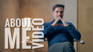 Titelbild des About Me Videos mit dem Schauspieler Pedro Solra